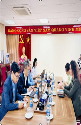 Viện Kinh tế và Chính trị thế giới tiếp Bà Carolyn Dubrovsky, Phó Tham Tán Chính Trị, Đại sứ quán Mỹ